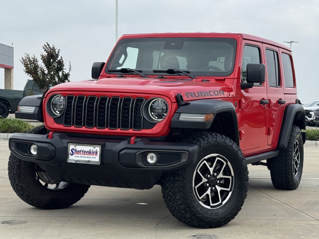 Used 2025 Jeep Wrangler Unlimited Rubicon AWD/4WD image 2