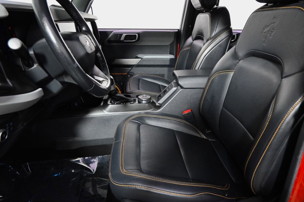 Used 2022 Ford Bronco Badlands image 13