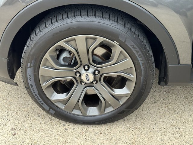 Used 2018 Ford Explorer Sport w/ Equipment Group 401A image 27