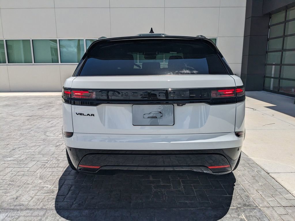 New 2025 Land Rover Range Rover Velar Dynamic SE image 5