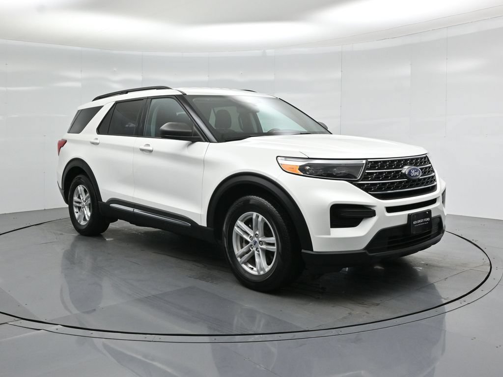 Certified 2024 Ford Explorer XLT RWD image 56