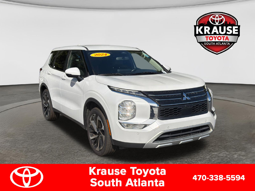 Used 2024 Mitsubishi Outlander SE