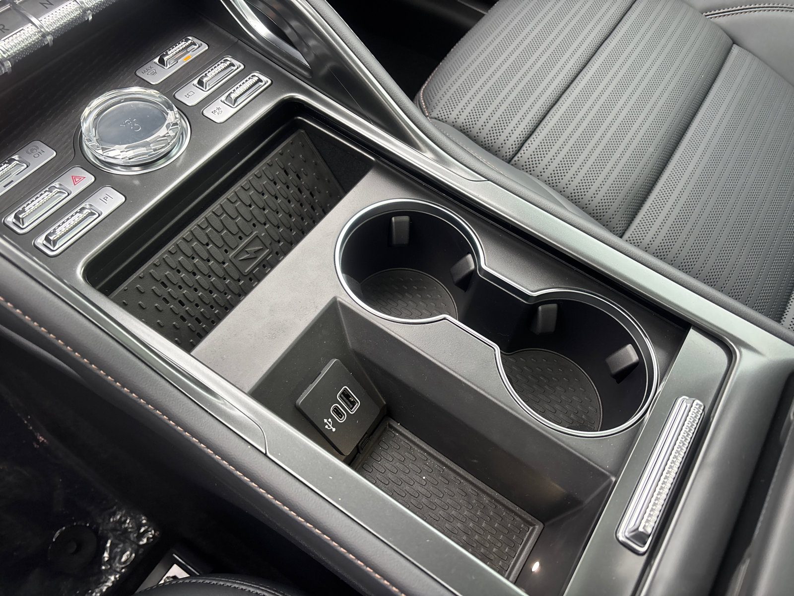 New 2026 Lincoln Nautilus Reserve image 25