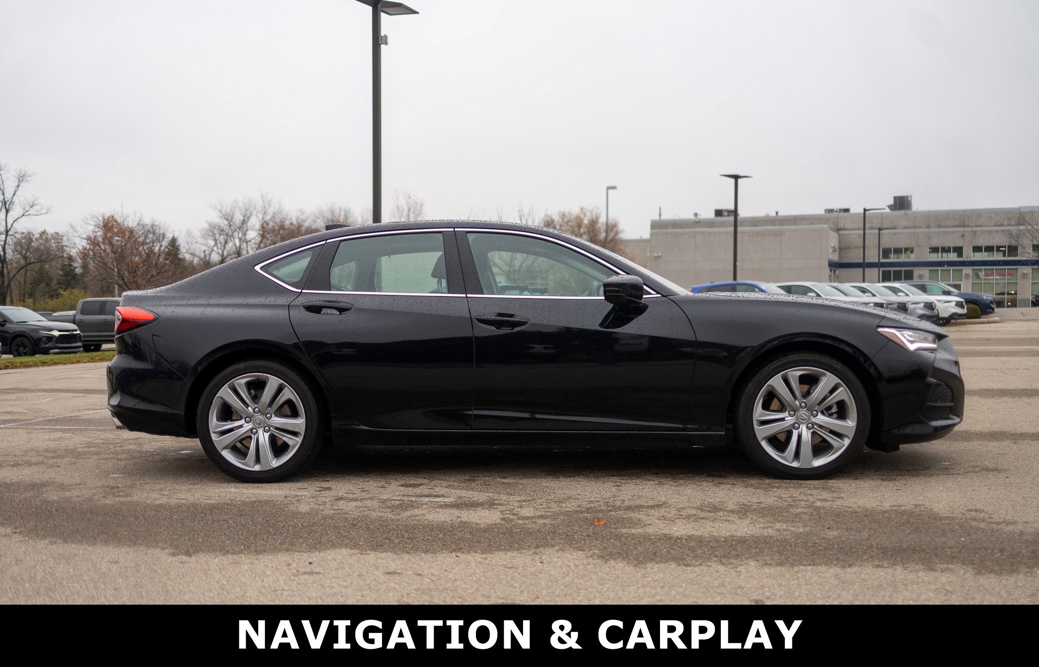Used 2023 Acura TLX w/ Technology Package image 2