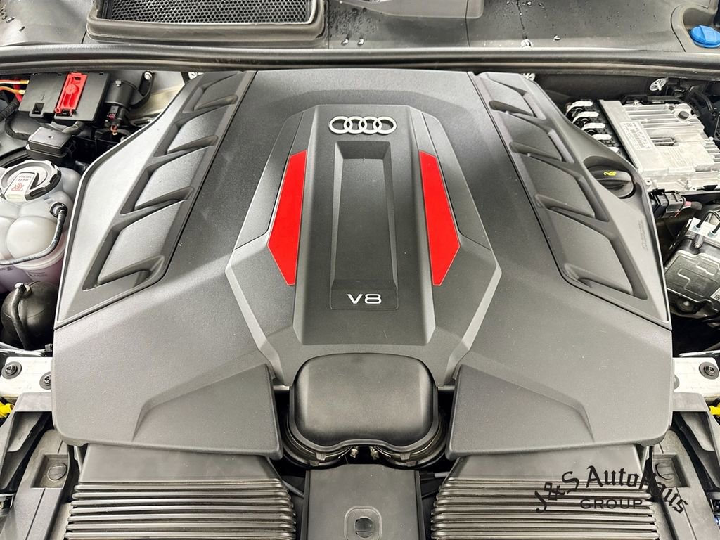 Used 2024 Audi SQ8 Prestige AWD/4WD image 38