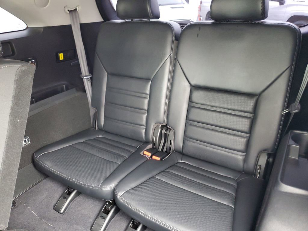 Used 2019 Kia Sorento SX image 16