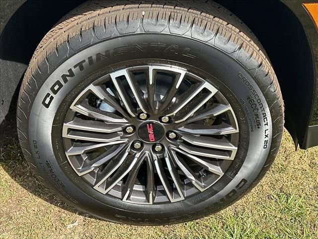 New 2026 GMC Yukon Elevation w/ Elevation Premium Package AWD/4WD image 14