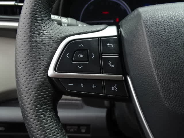 Used 2023 Toyota Sienna Limited AWD/4WD image 35