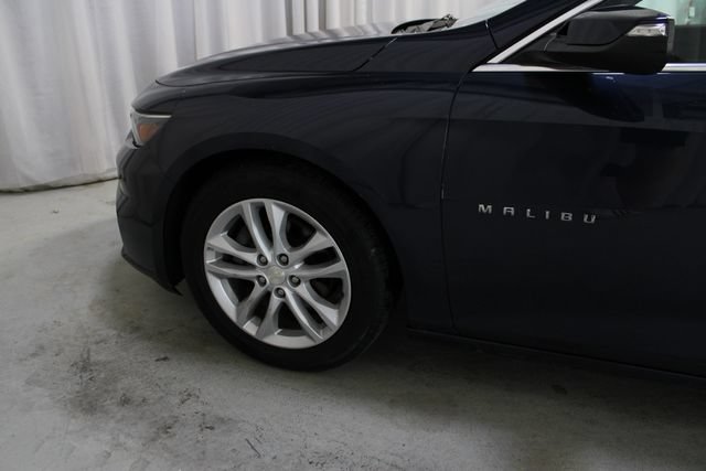 Used 2016 Chevrolet Malibu LT FWD image 29