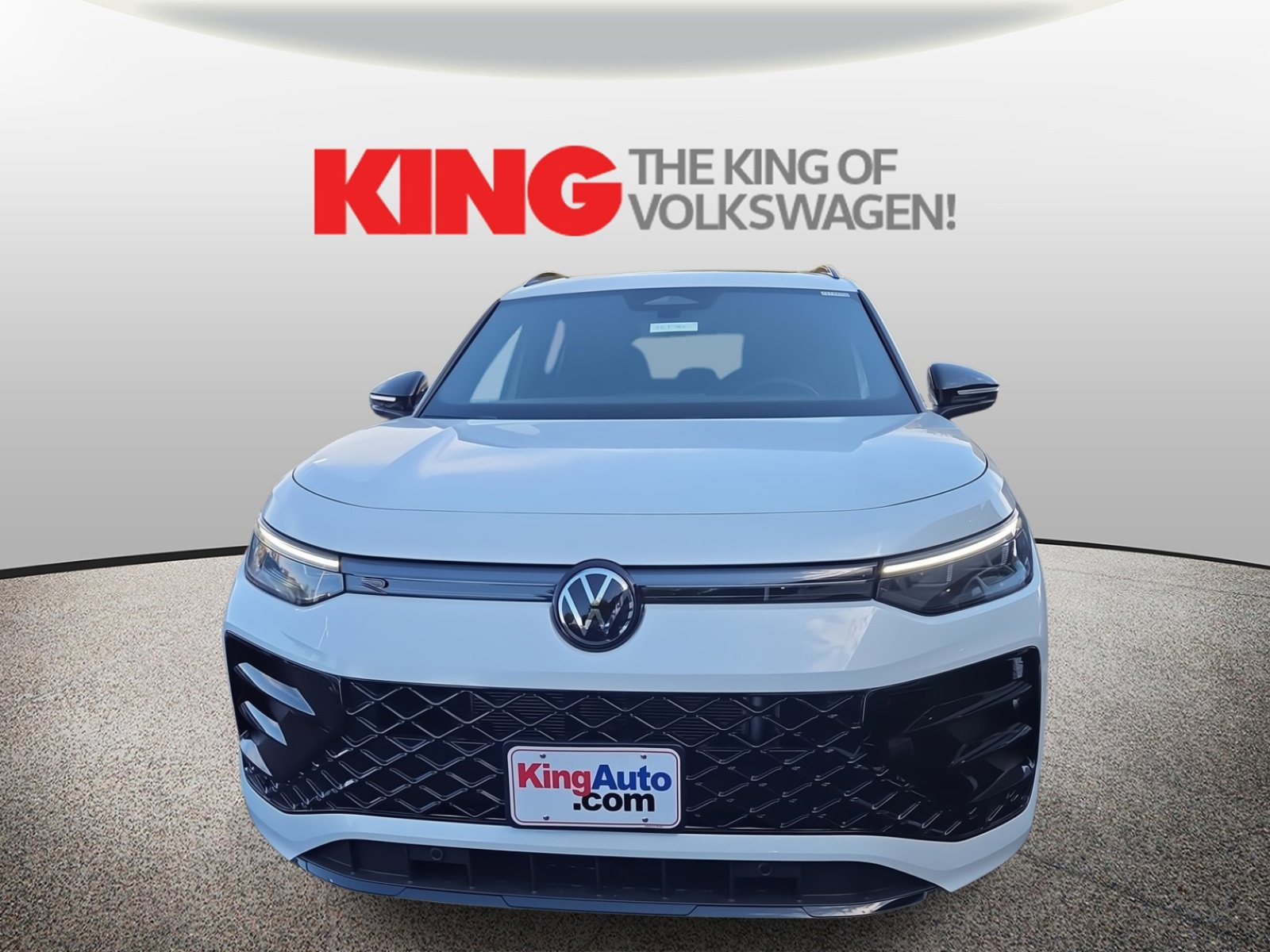 New 2025 Volkswagen Tiguan SE R-Line video 2