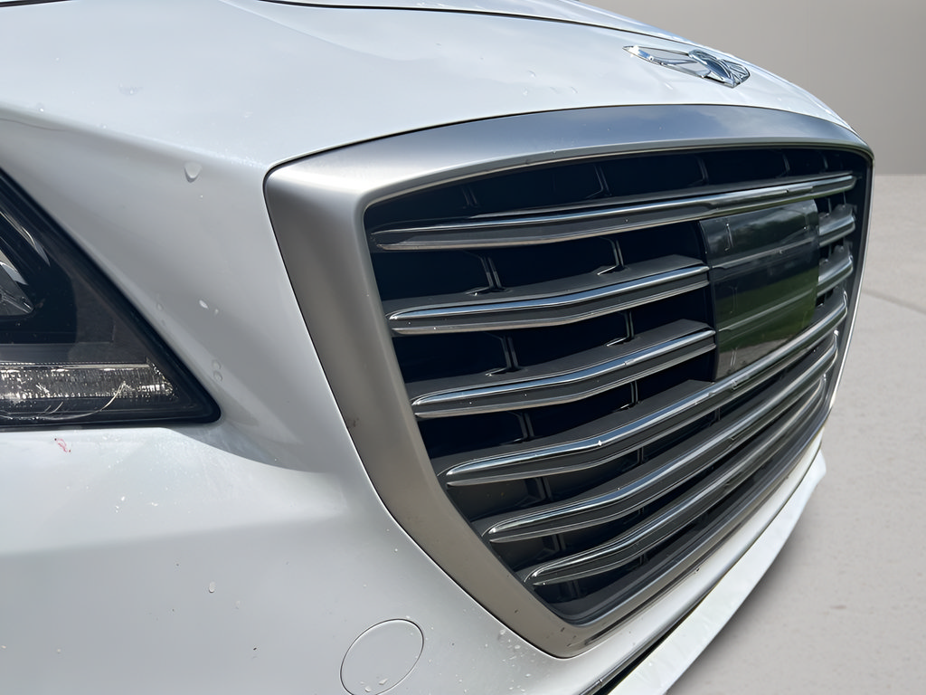 Used 2019 Genesis G80 3.8 RWD image 9