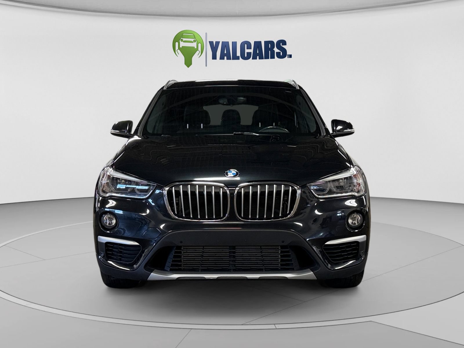 Used 2017 BMW X1 xDrive28i w/ Premium Package AWD/4WD image 8