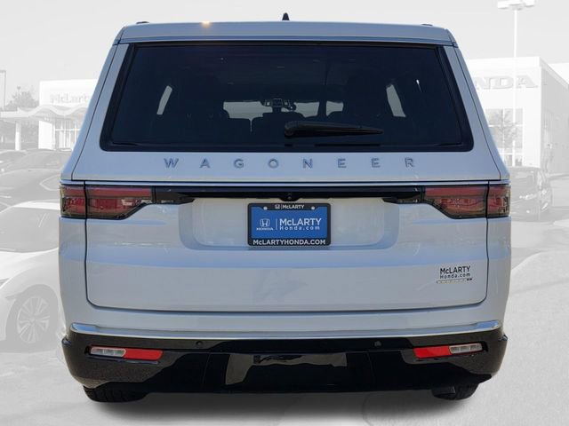Used 2024 Jeep Wagoneer Series II w/ Flexible Seating Group image 7
