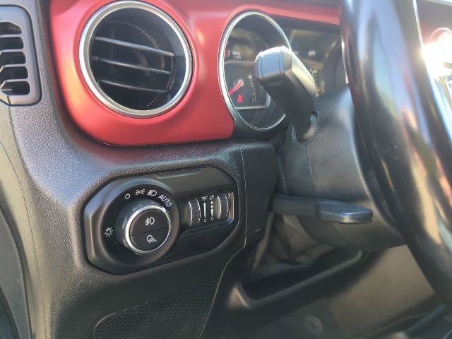 Used 2021 Jeep Gladiator Rubicon w/ LED Lighting Group image 14