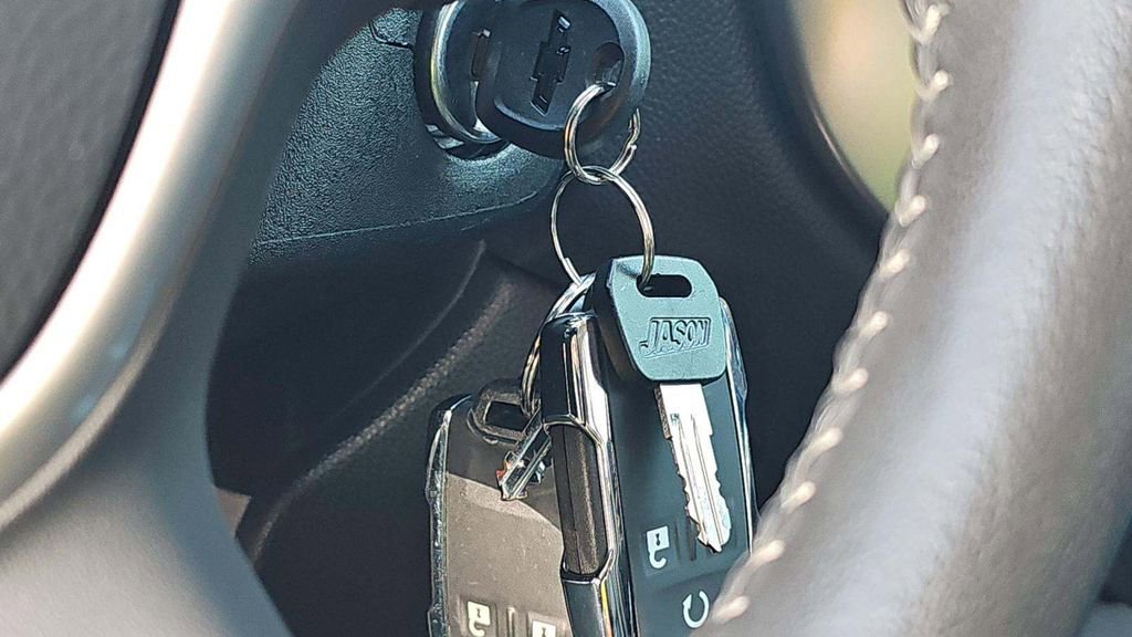 Used 2022 Chevrolet Colorado ZR2 image 18