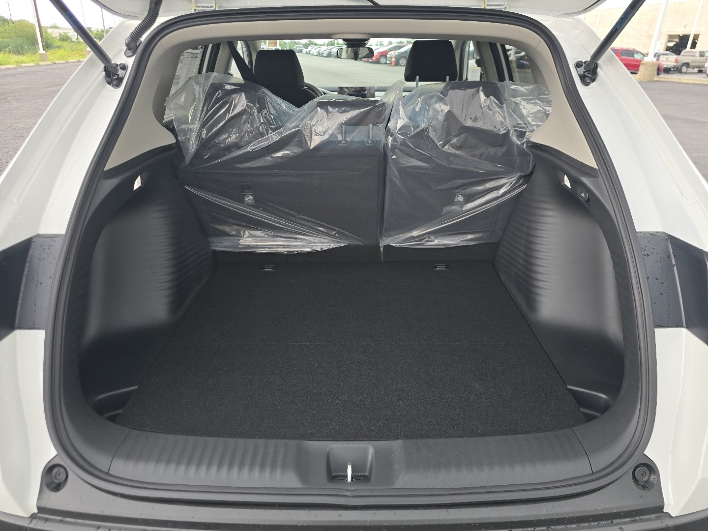 New 2027 Honda HR-V LX image 16