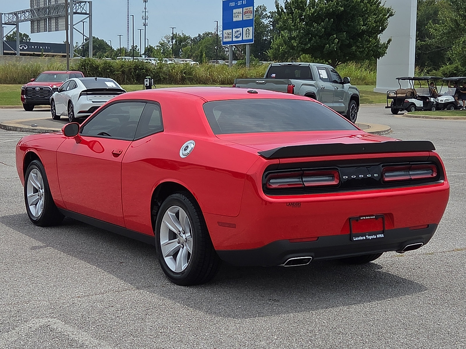 Used 2023 Dodge Challenger SXT RWD image 4