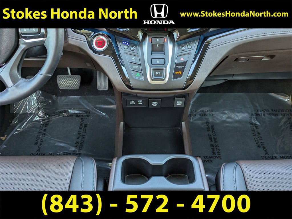 Certified 2025 Honda Odyssey Elite image 19