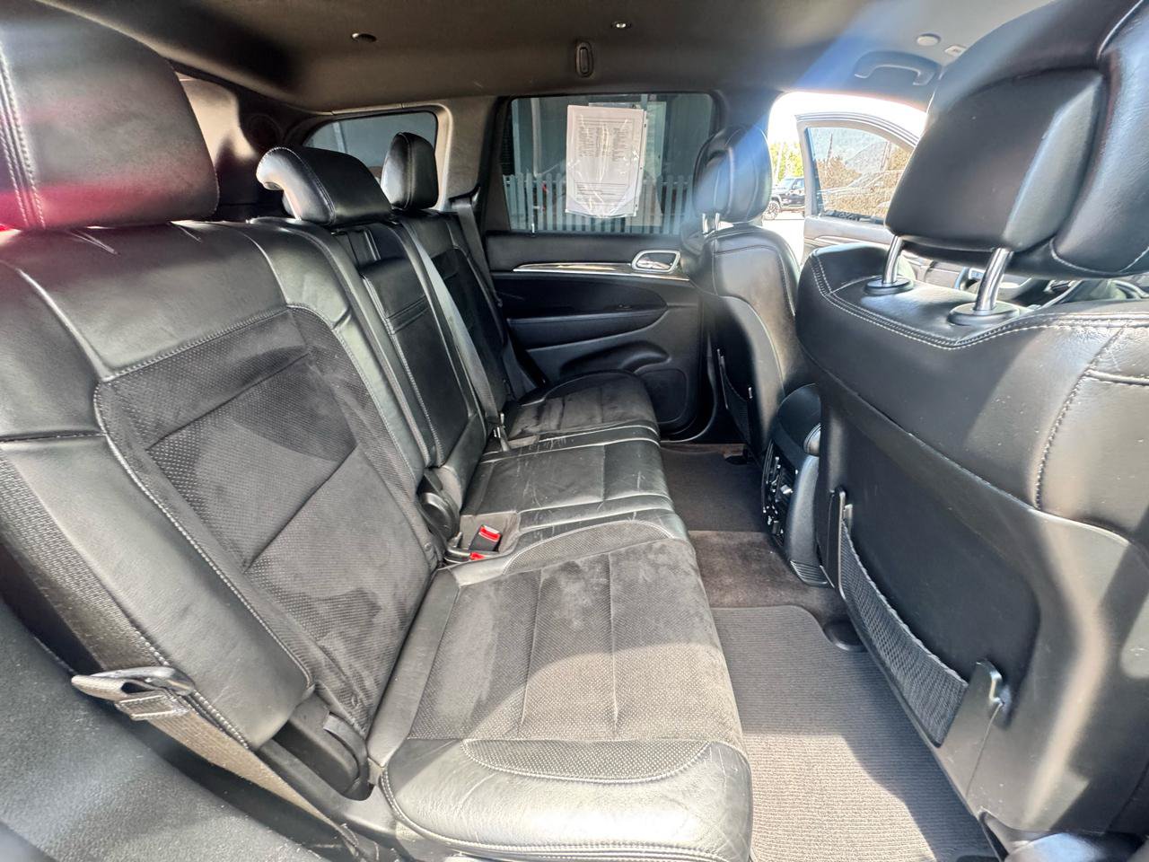 Used 2018 Jeep Grand Cherokee SRT AWD/4WD image 19