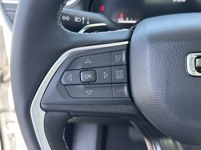 New 2025 Jeep Grand Cherokee Laredo image 25