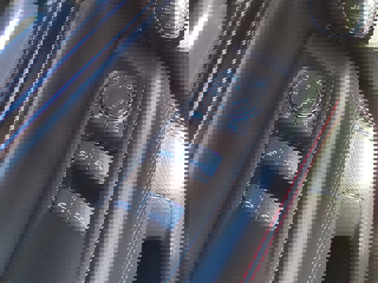 New 2026 GMC Yukon AT4 Ultimate AWD/4WD image 25