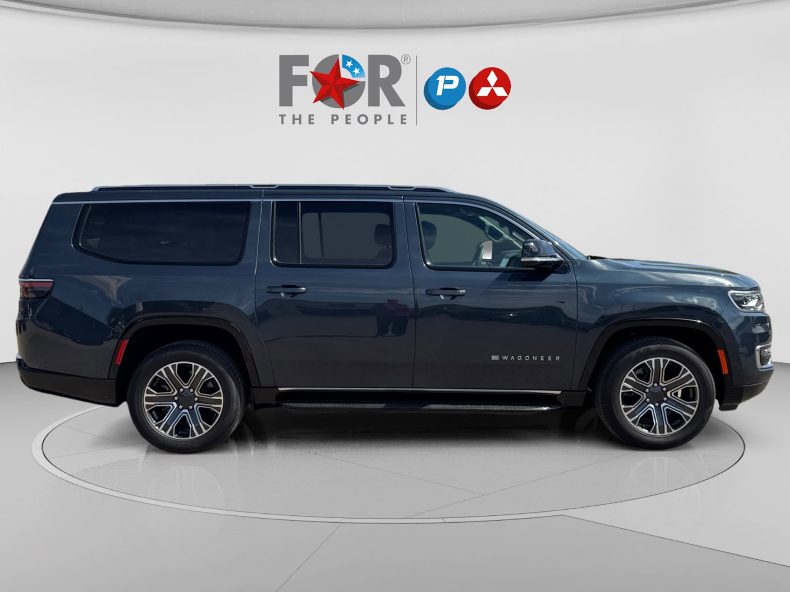 Used 2024 Jeep Wagoneer L Series II w/ Flexible Seating Group RWD image 6