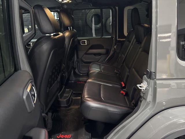 Used 2021 Jeep Wrangler Unlimited Rubicon AWD/4WD image 31
