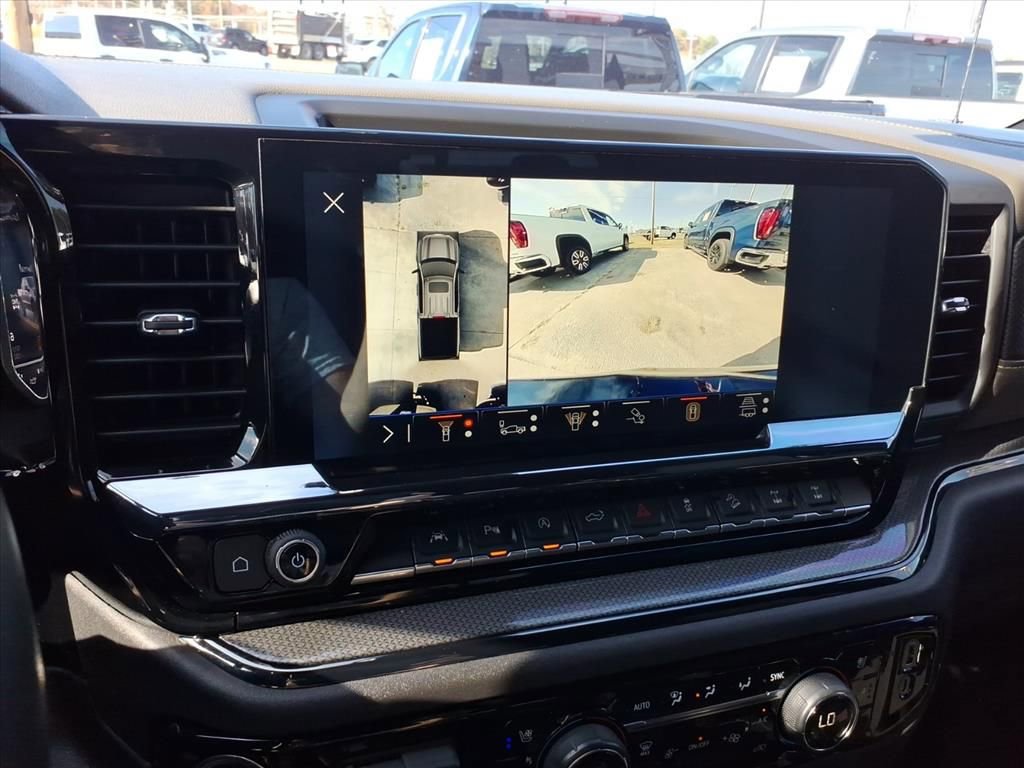 Used 2024 Chevrolet Silverado 1500 ZR2 image 29