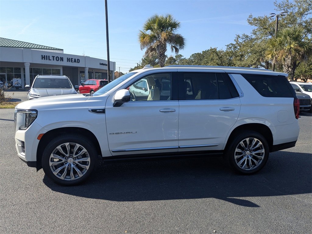 Used 2021 GMC Yukon Denali w/ Denali Premium Package image 7