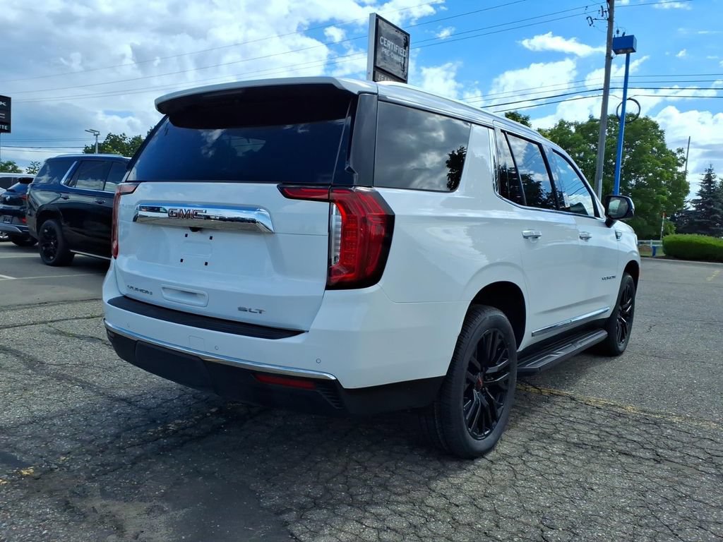 Certified 2023 GMC Yukon SLT w/ SLT Premium Package AWD/4WD image 4