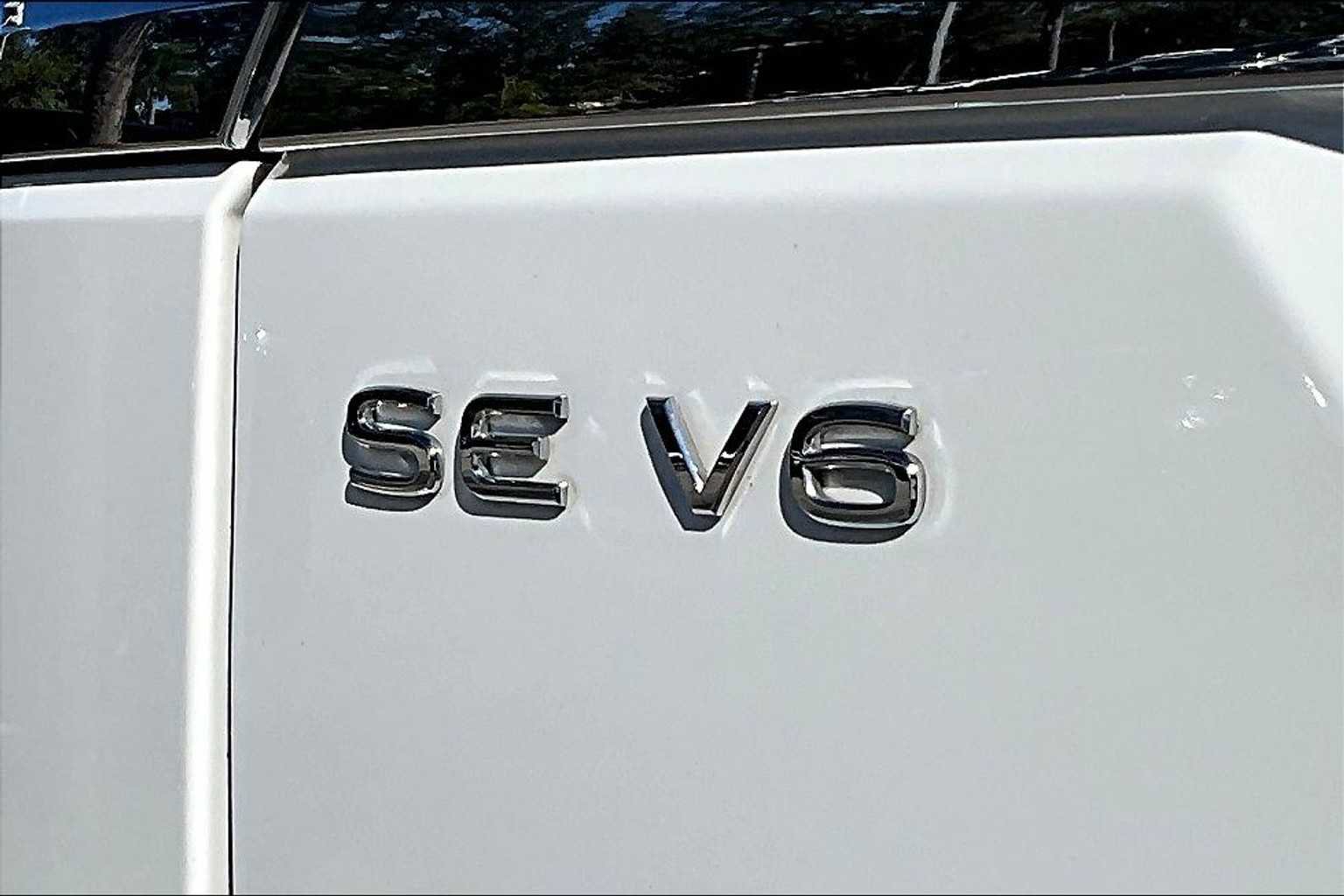 Used 2021 Volkswagen Atlas SE w/ Panoramic Sunroof Package image 9