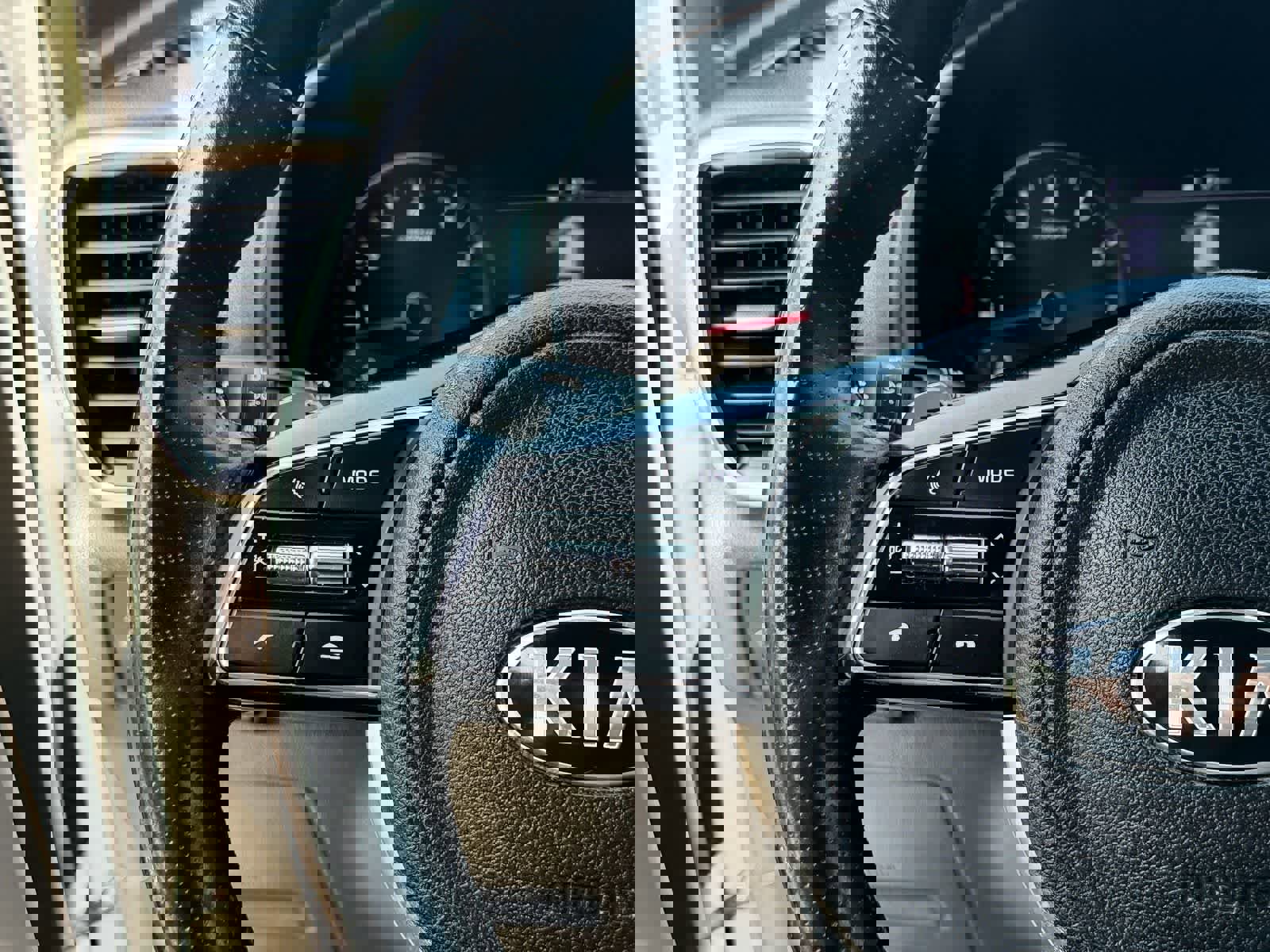 Used 2020 Kia Sportage SX image 20