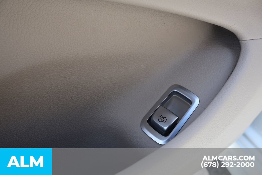Used 2020 Mercedes-Benz S 560 Sedan w/ AMG Line Exterior image 14
