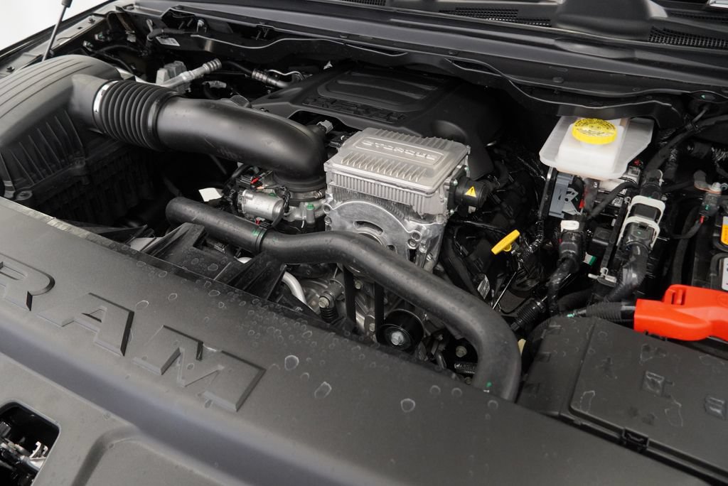 New 2027 RAM 1500 Laramie AWD/4WD image 38