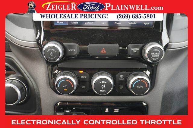 Used 2023 RAM 3500 Tradesman w/ Convenience Group image 19