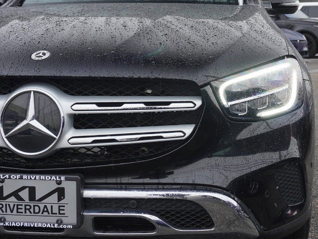 Used 2022 Mercedes-Benz GLC 300 4MATIC w/ Premium Package Lite image 13