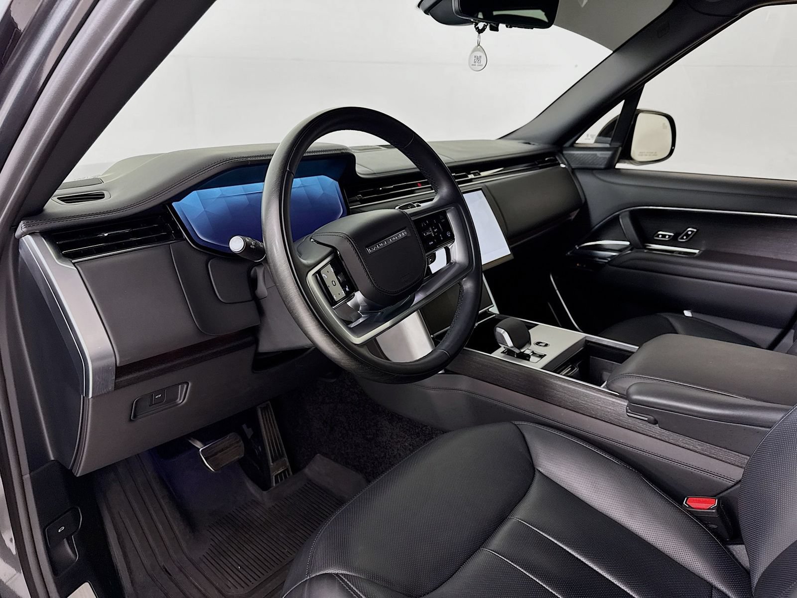 Used 2024 Land Rover Range Rover Autobiography AWD/4WD image 10