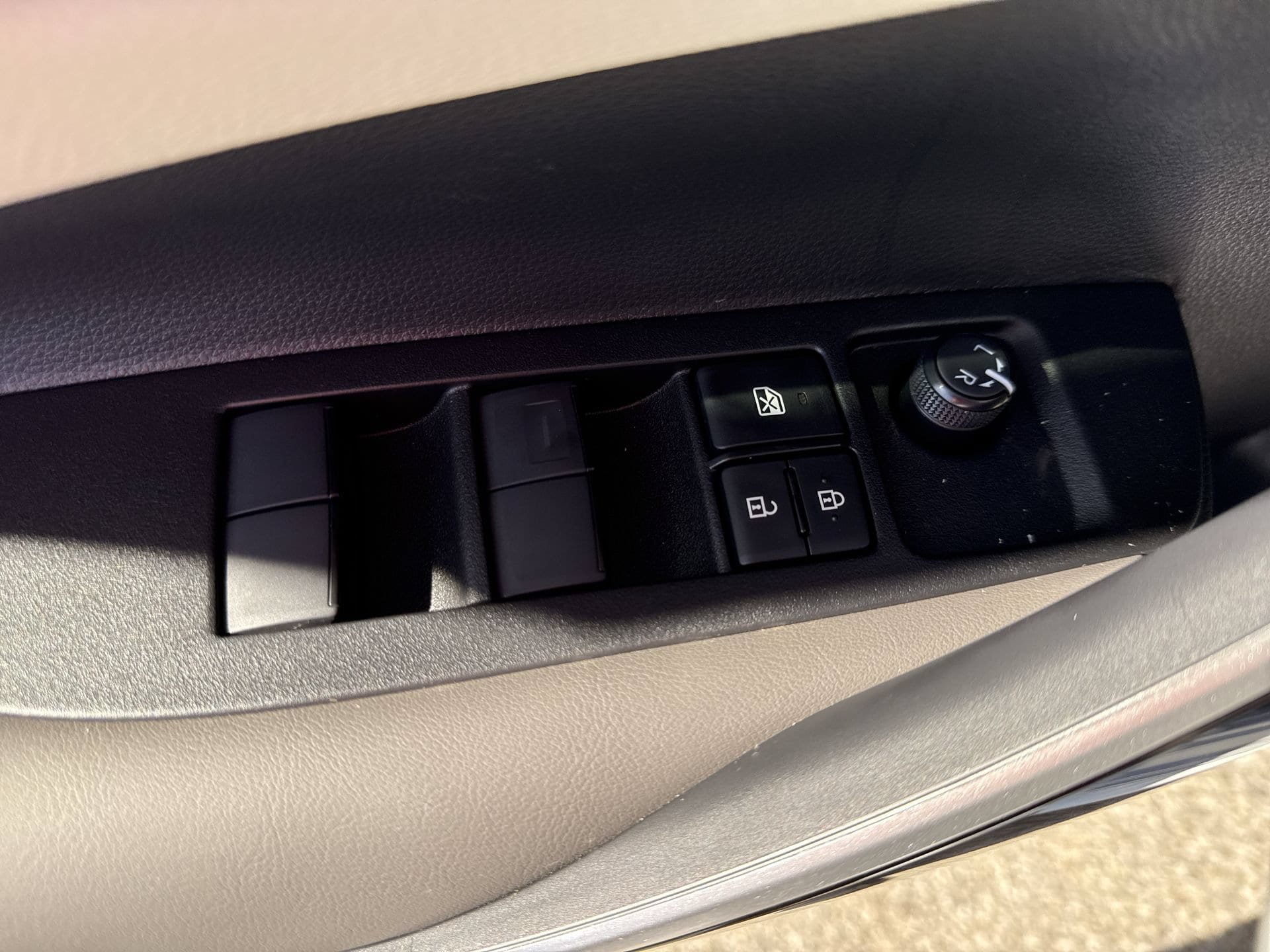 New 2026 Toyota Corolla XLE FWD image 15