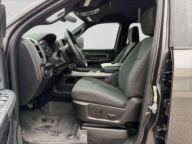Certified 2024 RAM 2500 Big Horn w/ Night Edition AWD/4WD image 22