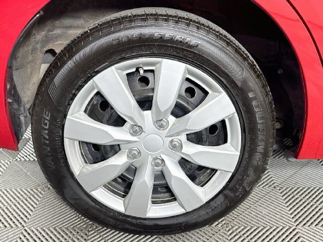 Used 2017 Toyota Corolla LE FWD image 29