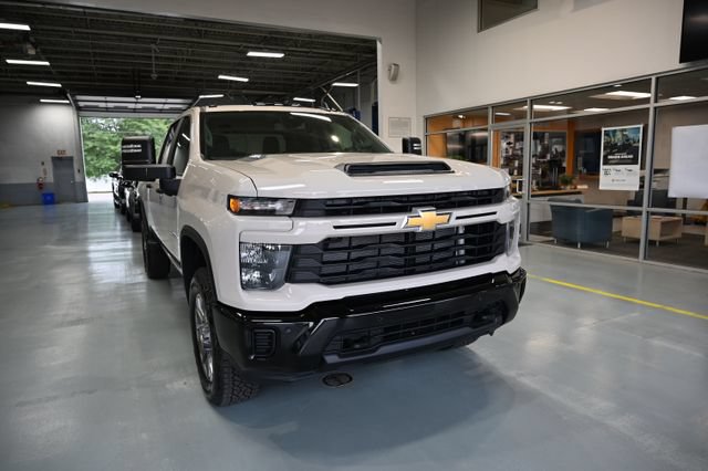 New 2026 Chevrolet Silverado 2500 Custom w/ Custom Value Package AWD/4WD image 3