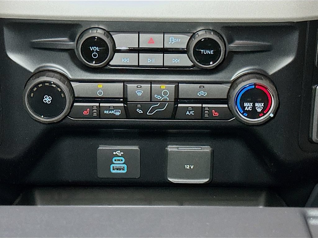 New 2026 Ford F450 XLT w/ XLT Value Package AWD/4WD image 12