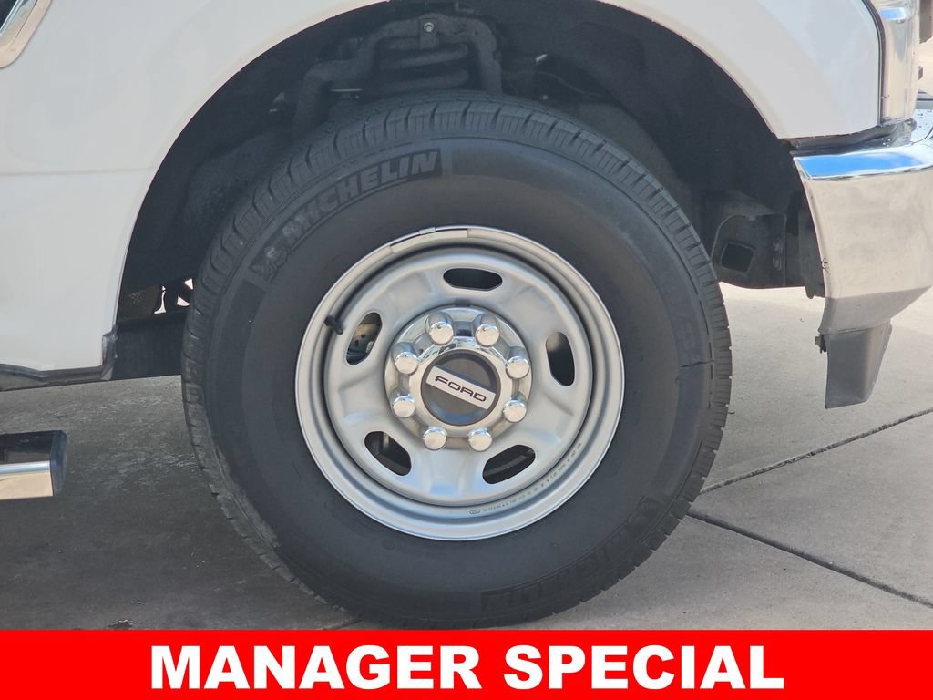 Used 2021 Ford F350 XL w/ Power Equipment Group RWD image 37
