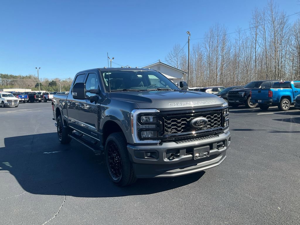 New 2026 Ford F250 Lariat w/ Black Appearance Package image 3