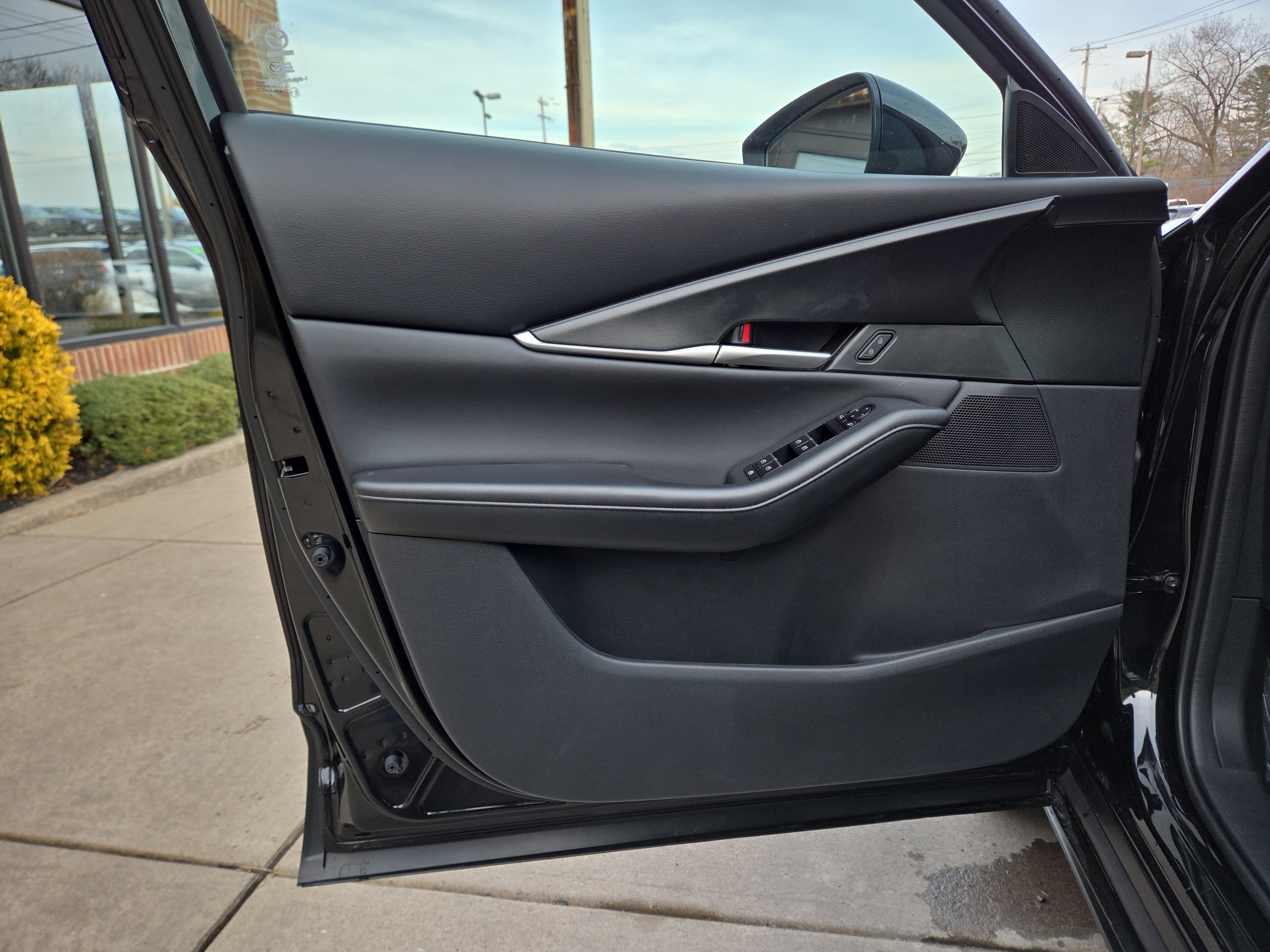 New 2026 MAZDA CX-30 AWD 2.5 S w/ Select Sport Pkg image 15