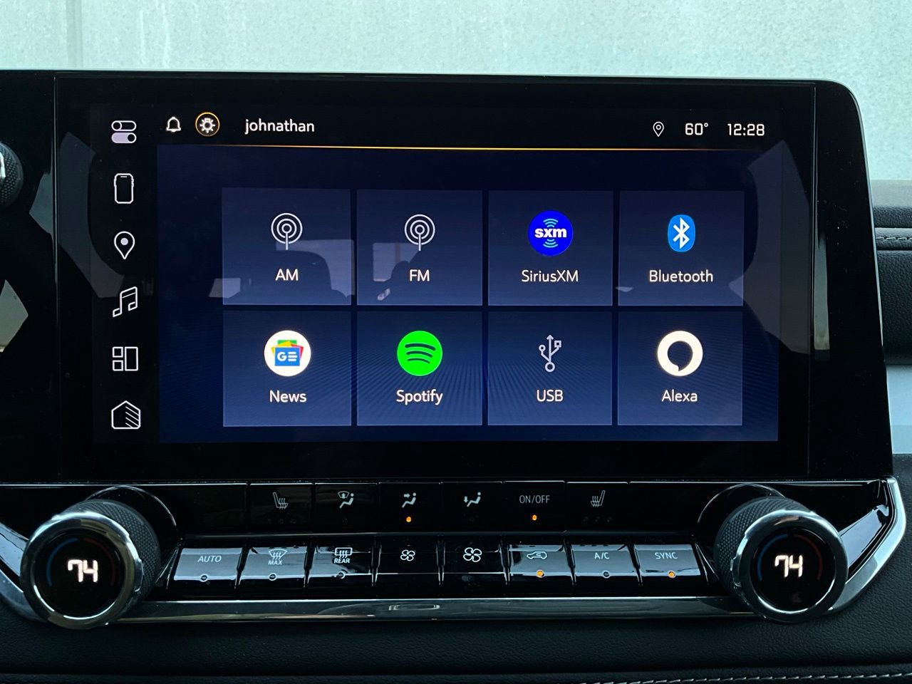 Used 2024 Chevrolet Colorado LT w/ LT Convenience Package II image 33