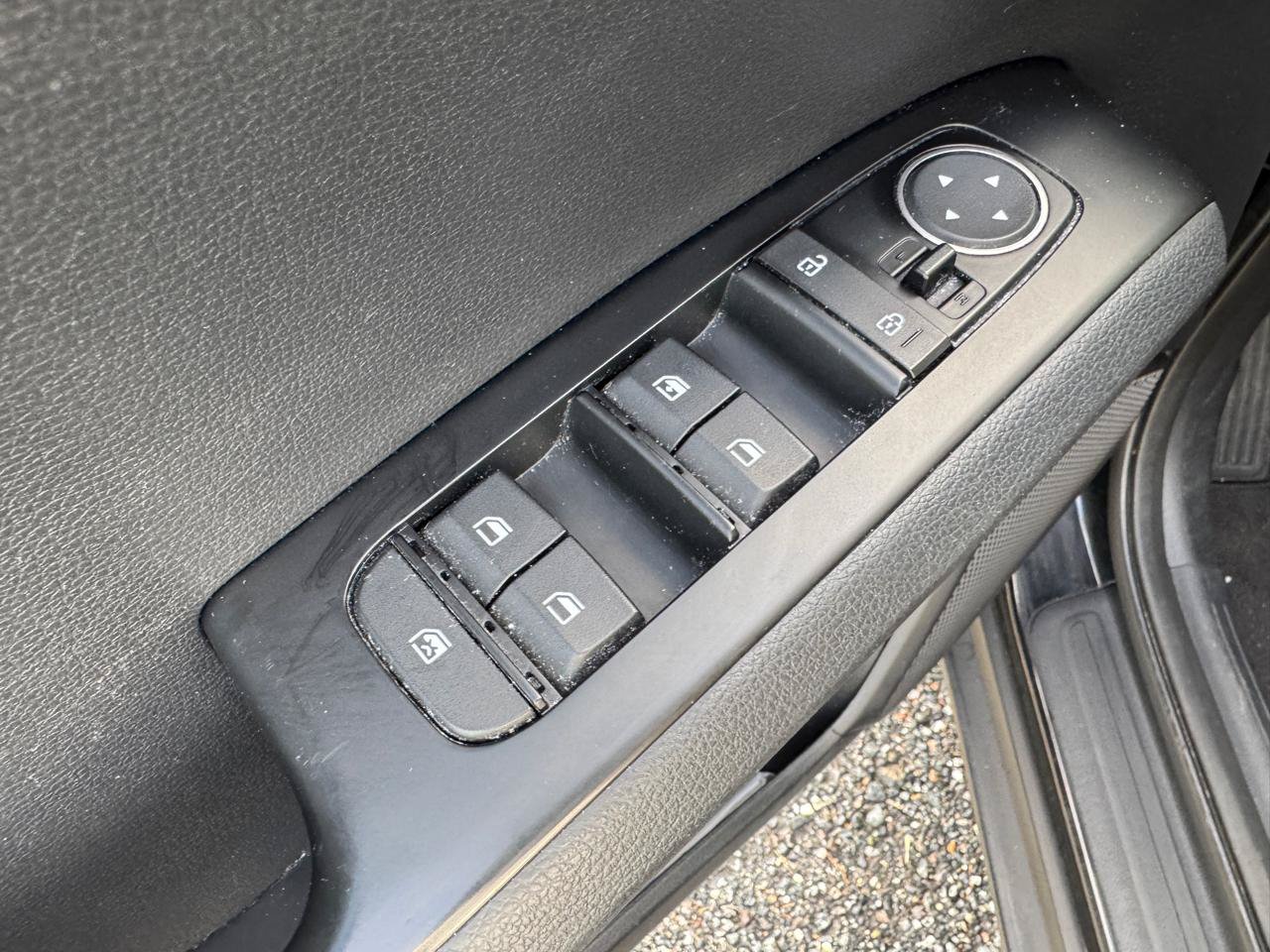Used 2020 Kia Soul S FWD image 20