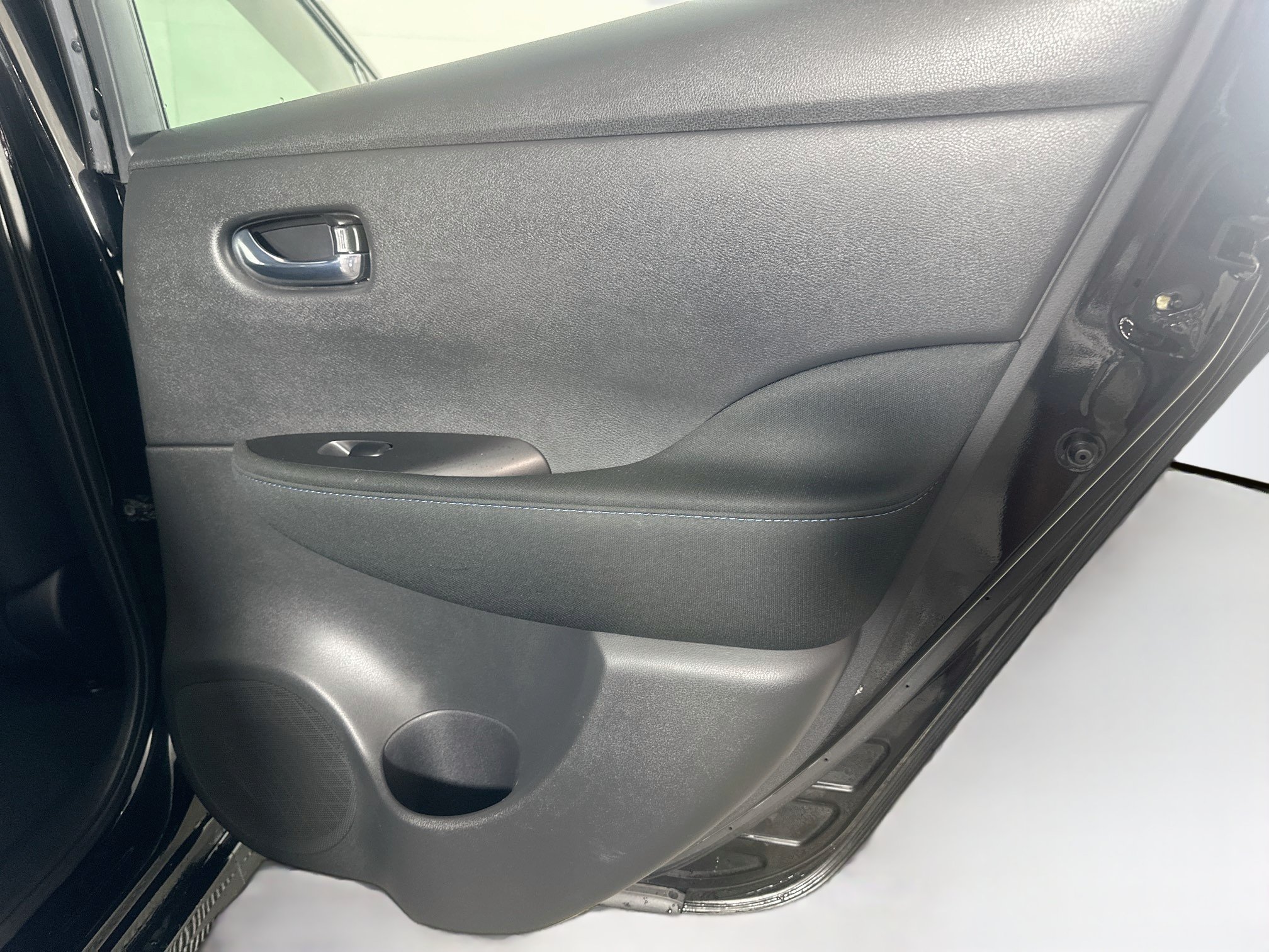 Used 2024 Nissan Leaf S FWD image 28