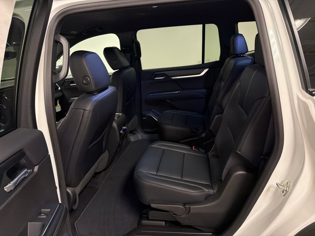 New 2026 GMC Acadia Elevation w/ Black Edition AWD/4WD image 30