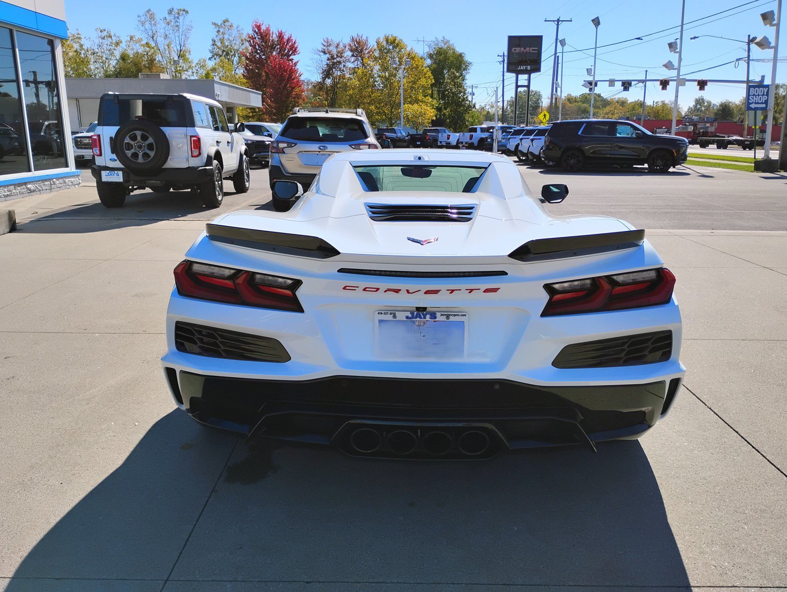 Used 2024 Chevrolet Corvette Z06 w/ Stealth Interior Trim Package RWD image 8